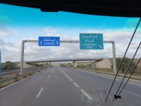 auf der Autobahn nach Casablanca