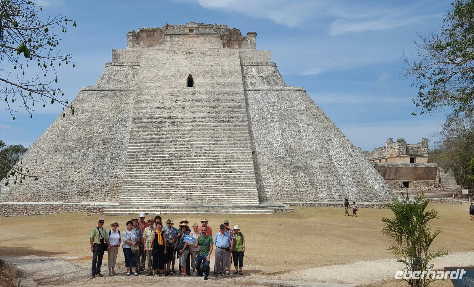 16 Tage Rundreise mit Mexiko-Stadt - Teotihuacan - Cuernavaca - Taxco - Oaxaca - Monte Alban - San Cristobal de las Casas - San Juan de Chamula - Palenque - Campeche - Merida - Chichen Itza - Cancun (953)