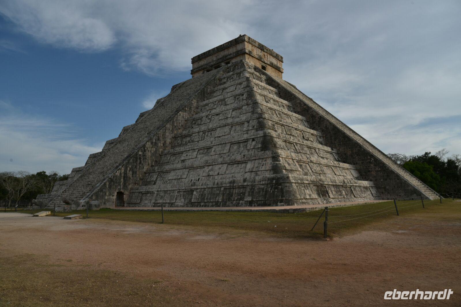 16 Tage Rundreise mit Mexiko-Stadt - Teotihuacan - Cuernavaca - Taxco - Oaxaca - Monte Alban - San Cristobal de las Casas - San Juan de Chamula - Palenque - Campeche - Merida - Chichen Itza - Cancun (1221)