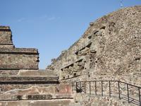 Tempel der gefiederten Schlange - Teotihuacan Mexiko 