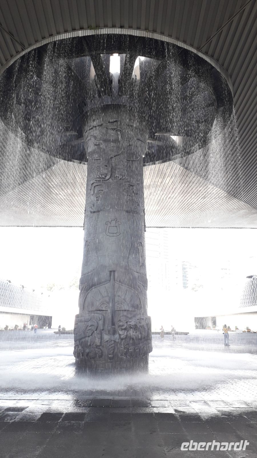 Der Springbrunnen im Innenhof des Museums