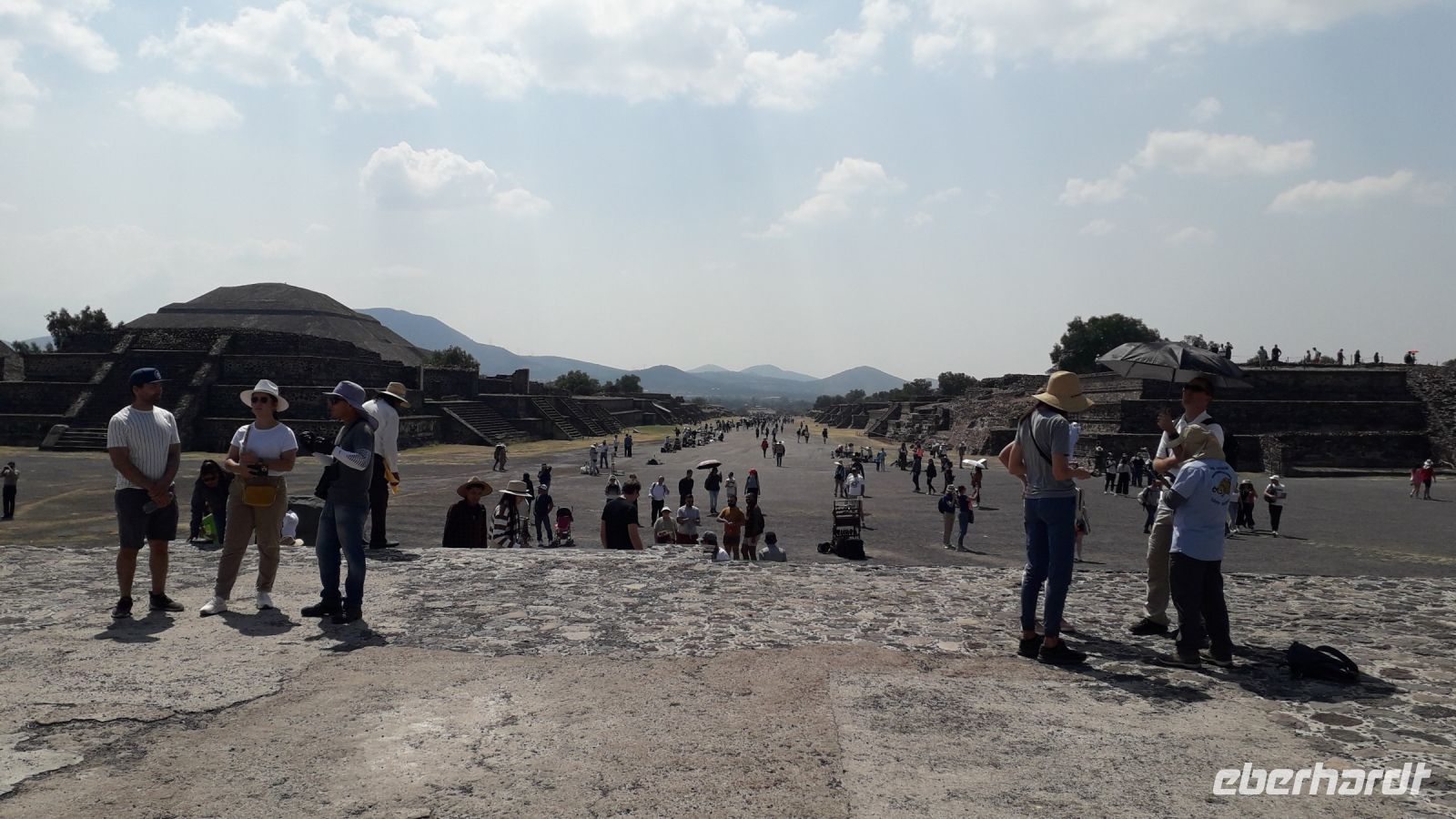 Die Straße der Toten / Teotihuacan