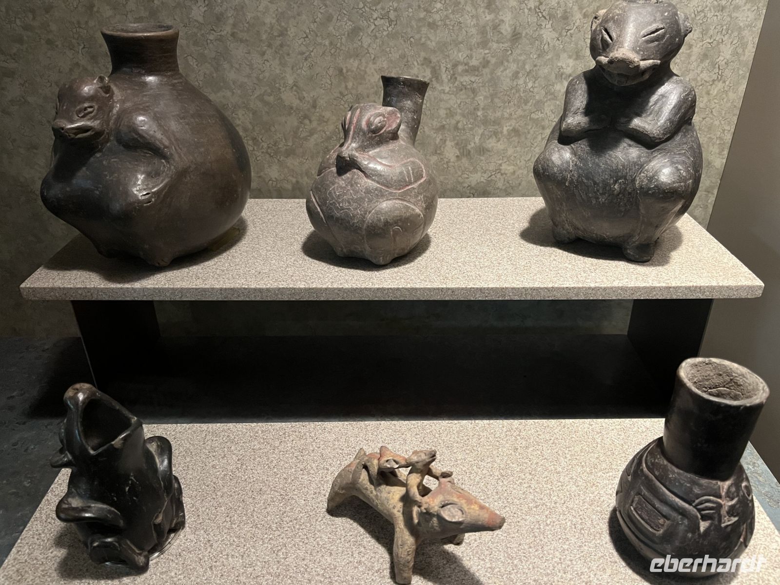 Tongefäße im Anthropologischen Nationalmuseum, Mexico-City