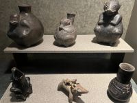 Tongefäße im Anthropologischen Nationalmuseum, Mexico-City