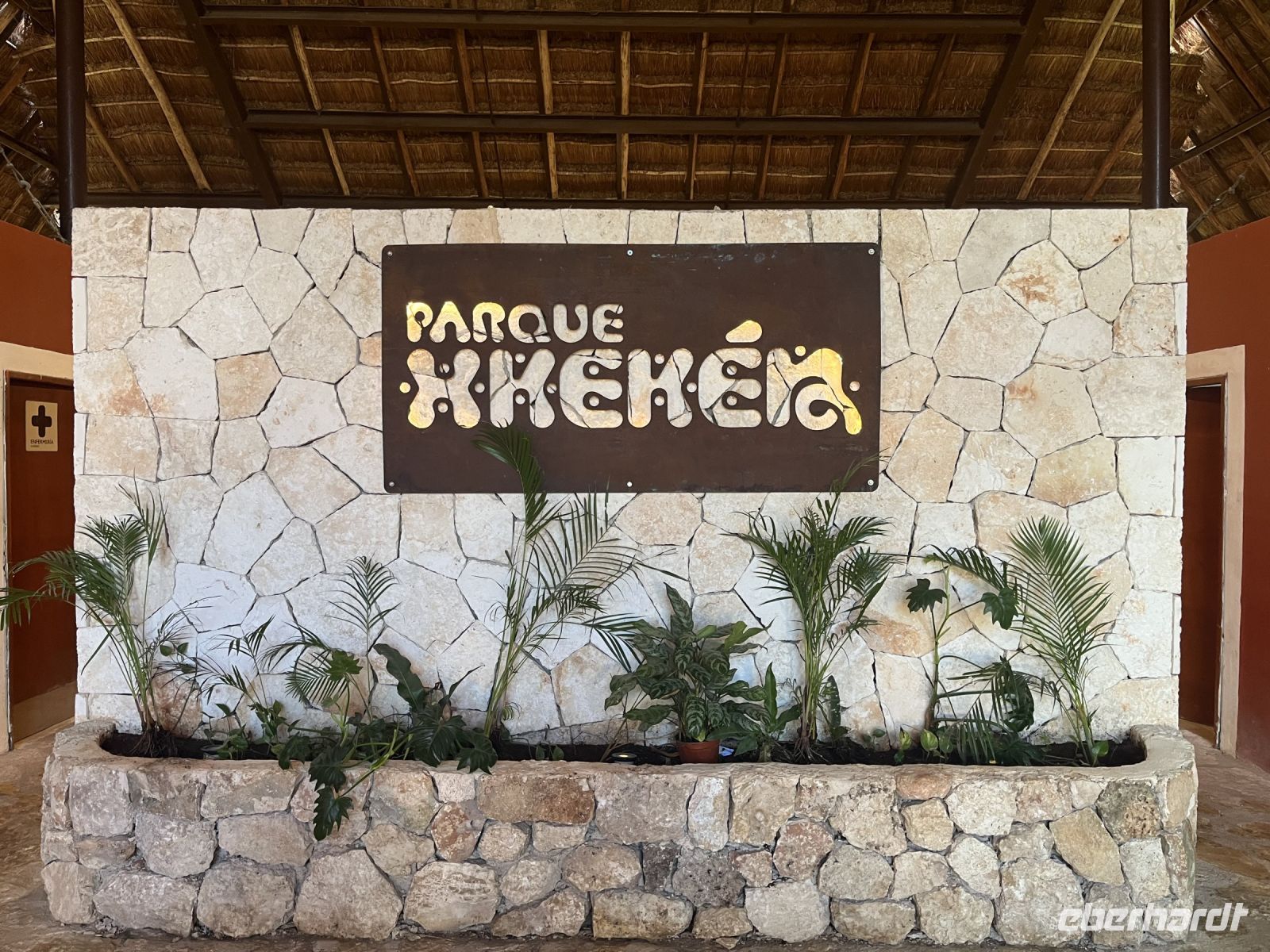 Eingang zu den Cenoten von X´keken, Valladolid