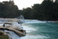 114 am Wasserfall von Agua Azul