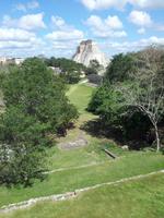 Uxmal - Mexiko Rundreise - Kolonialstädte. Mayakultur, Karibik