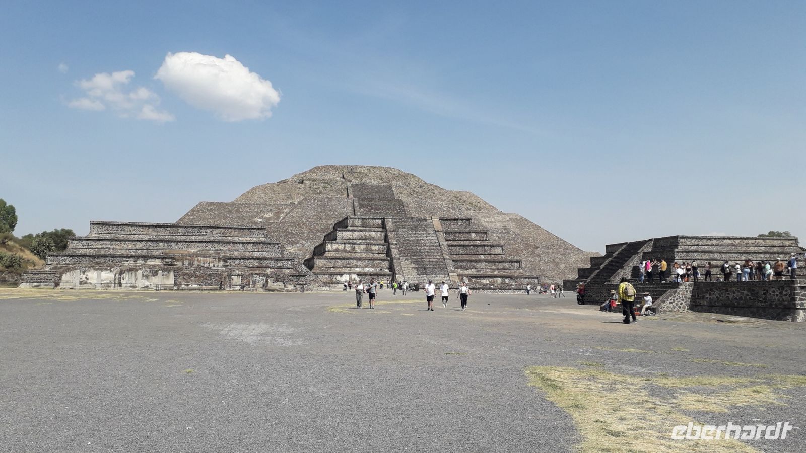 Die Mondpyramide