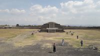 Die Pyramide dem Quetzalcoatl gewidmet