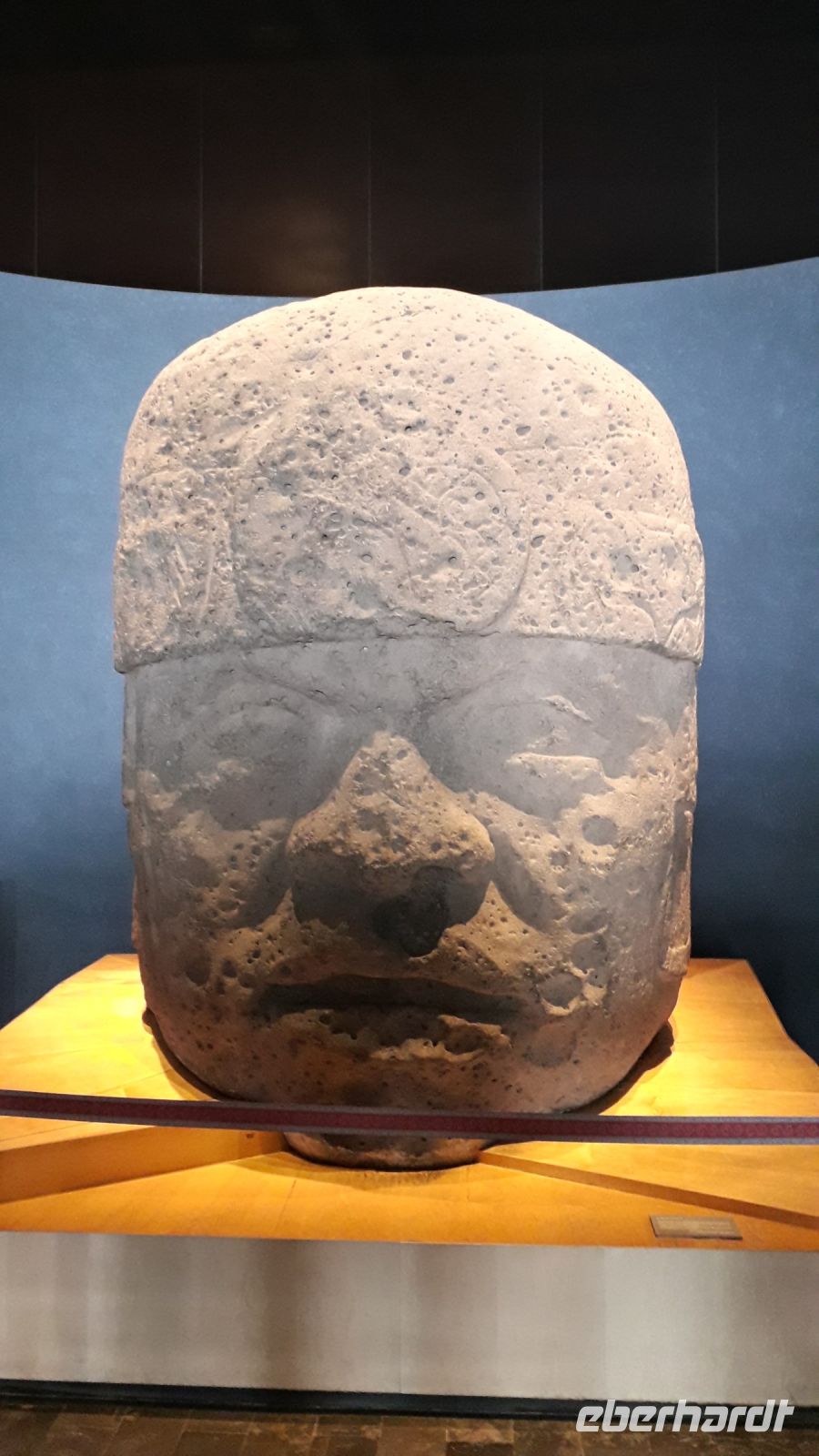 Olmeken Steinkopf im Museum