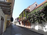 Koloniale Farbenpracht in den Gassen der Altstadt