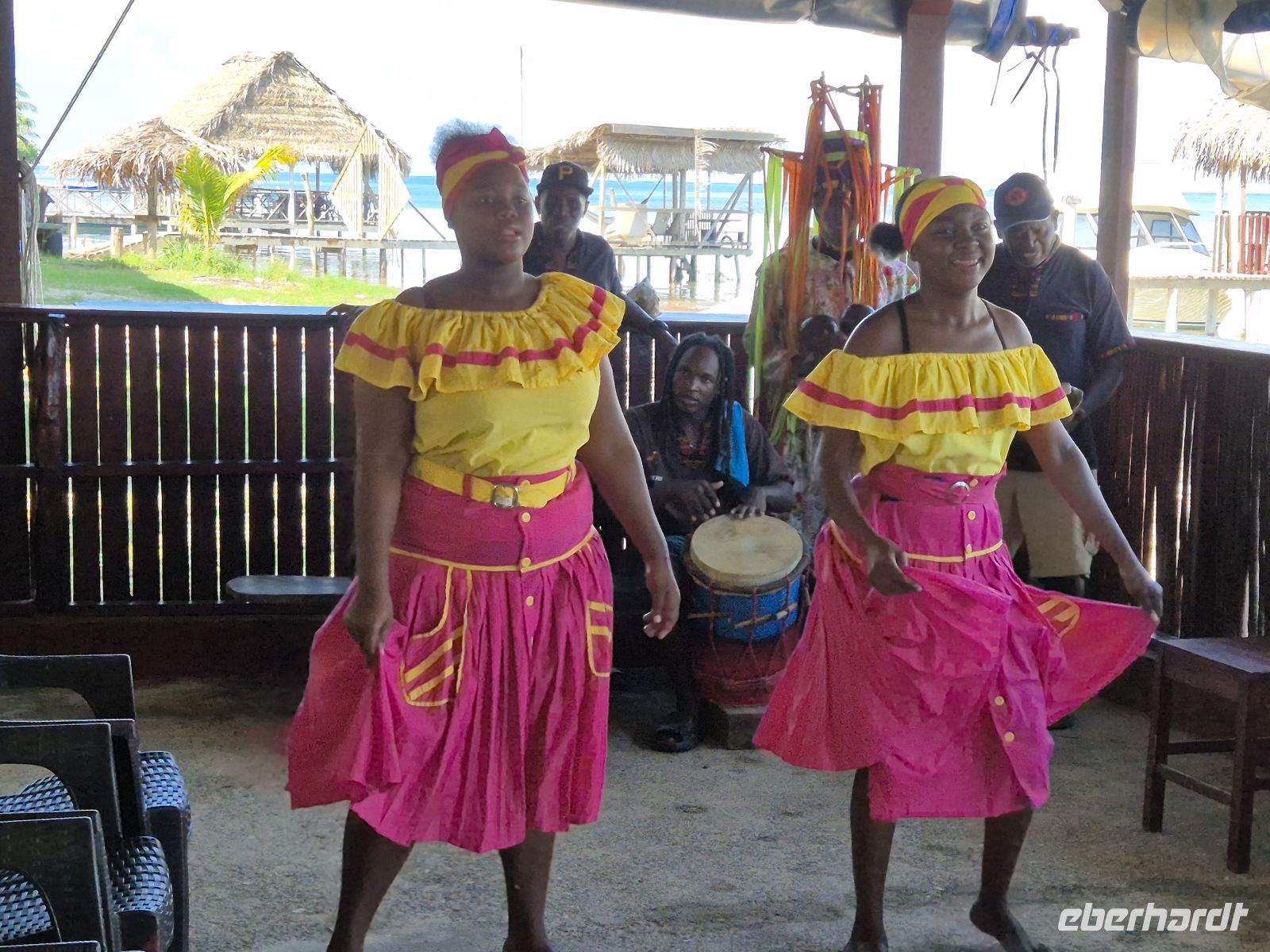 im Dorf Punta Gorda, Roatan