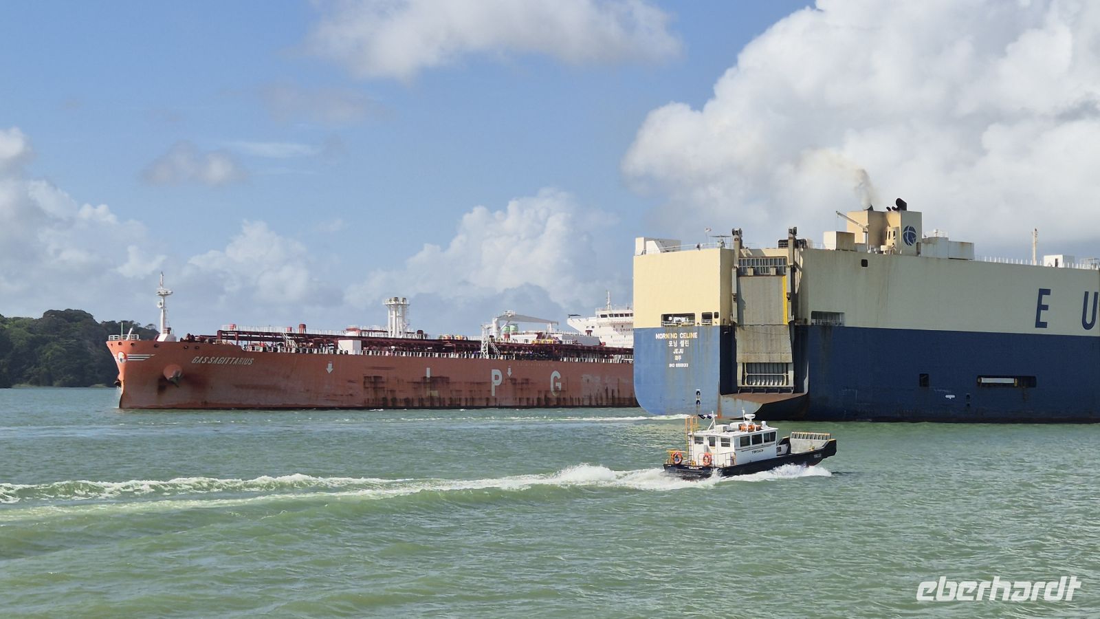 auf dem Panama Kanal