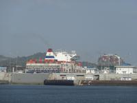 Container-Schiffe auf dem Panamakanal