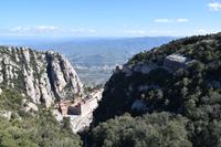 0591 Bus 1 - Montserrat_Blick zur Benediktinerabtei Santa Maria de Montserrat