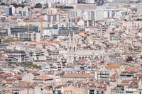 0683 Bus 1 - Marseilles_Aussicht von der Basilika Notre-Dame-de-la-Garde zur Kirche St. Vincent de Paul