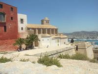 am Stadttor von Ibiza