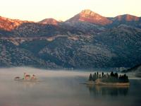 Bucht von Kotor (Klosterinsel Sv. Ðorde und Gospa od Škrpjela)