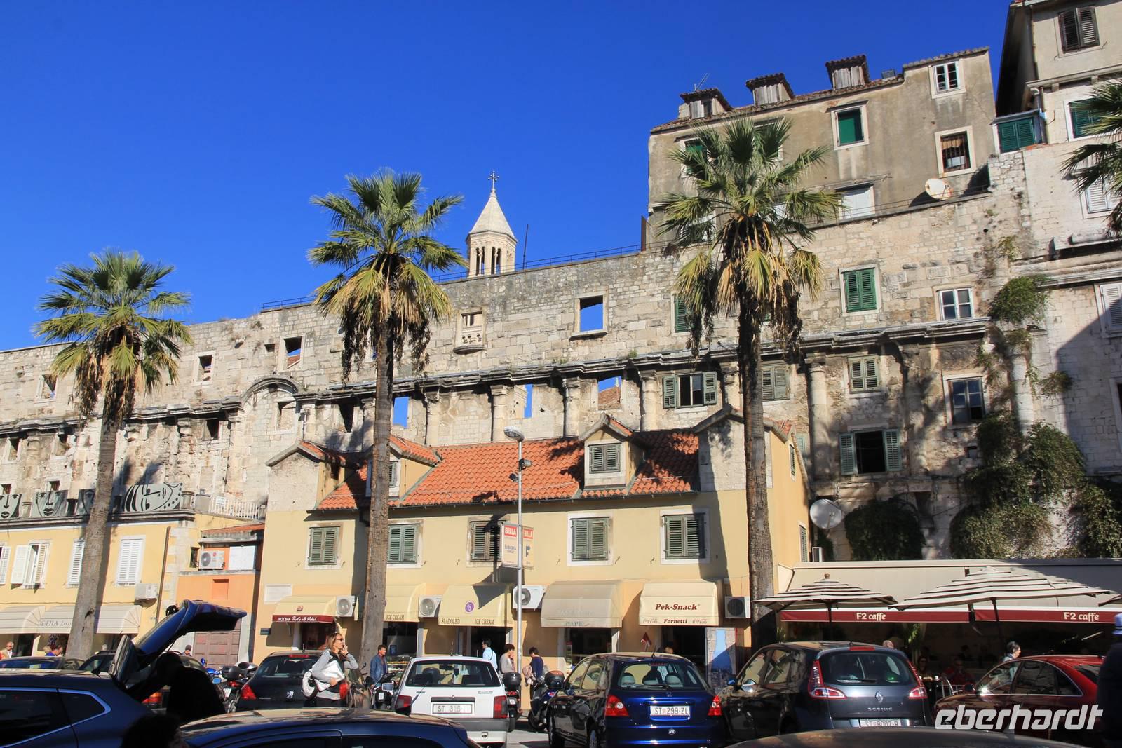 Split (Promenade mit Diokletianpalast)