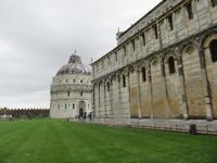 Pisa - Platz der Wunder - Taufkirche und Kathedrale