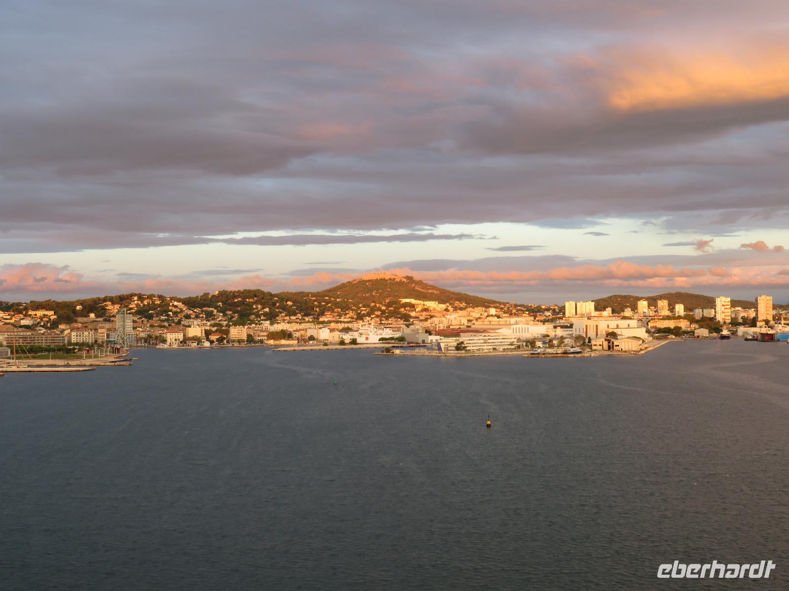 Le Sayne - Einlaufen in den Hafen