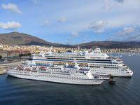 MS Berlkin und AIDA Aura im Hafen von Ajaccio