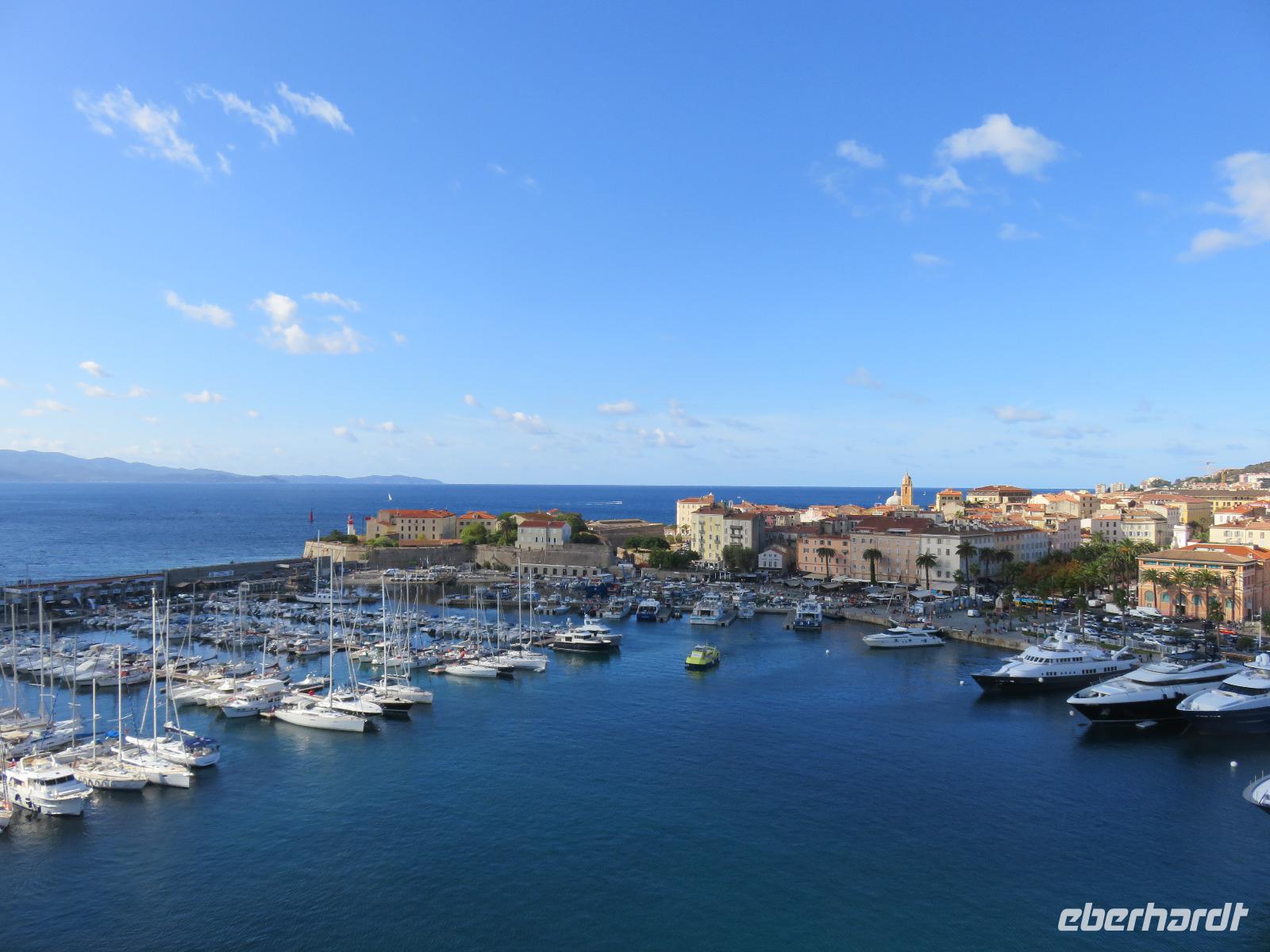 Hafen von Ajaccio