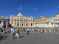 Rom – Petersplatz mit dem Petersdom