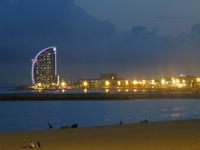 Barcelona – Olympischer Hafen – Blick zum Luxushotel W