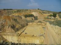 185_Wanderung zum Blue Hole_Tagebau Kalkstein