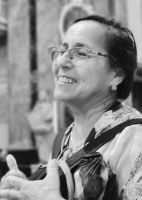 Anna, unsere Reiseleiterin, erklärt uns mit viel Liebe ihre schöne Heimat