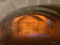 in den Katakomben
