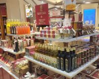 kulinarische Souvenirs/Flughafen/Malta &ndash; &copy; Susanne Hofen (Eberhardt TRAVEL)