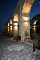 Barracca Gardens bei Nacht