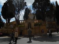 Zunächst besuchten wir die Nachbarstadt von Mdina, Rabat.