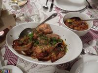 Natürlich durfte auch Kaninchen, die Leibspeise der Malteser, an diesem Abend nicht fehlen.