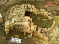 Modell eines megalithischen Tempels in der Limestone Heritage.