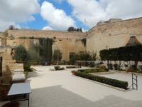 Die Limestone Heritage ist standesgemäß in einem alten, stillgelegten Steinbruch untergebracht.