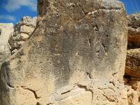 Schon im 18. Jahrhundert gab es Spaßvögel, die sich ritzenderweise im Stein des Tempels verewigten.