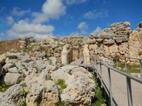 Eingang des kleineren der beiden Tempel.