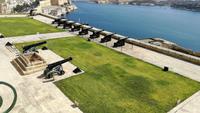Die Saluting Battery