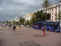 Unsere Gäste haben den Bus zu einem Bummel verlassen....
