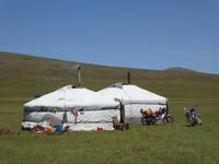 zu Gast bei einer Nomadenfamilie