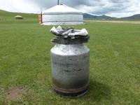 Noch ist der Ziegentopf nicht geöffnet.