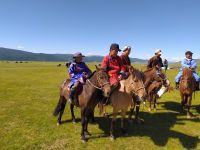 Besuch eines lokales Nadaamfestes