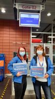 001 - RBG Heike Meinhold und Vivien Fiedler am Flughafen Dresden