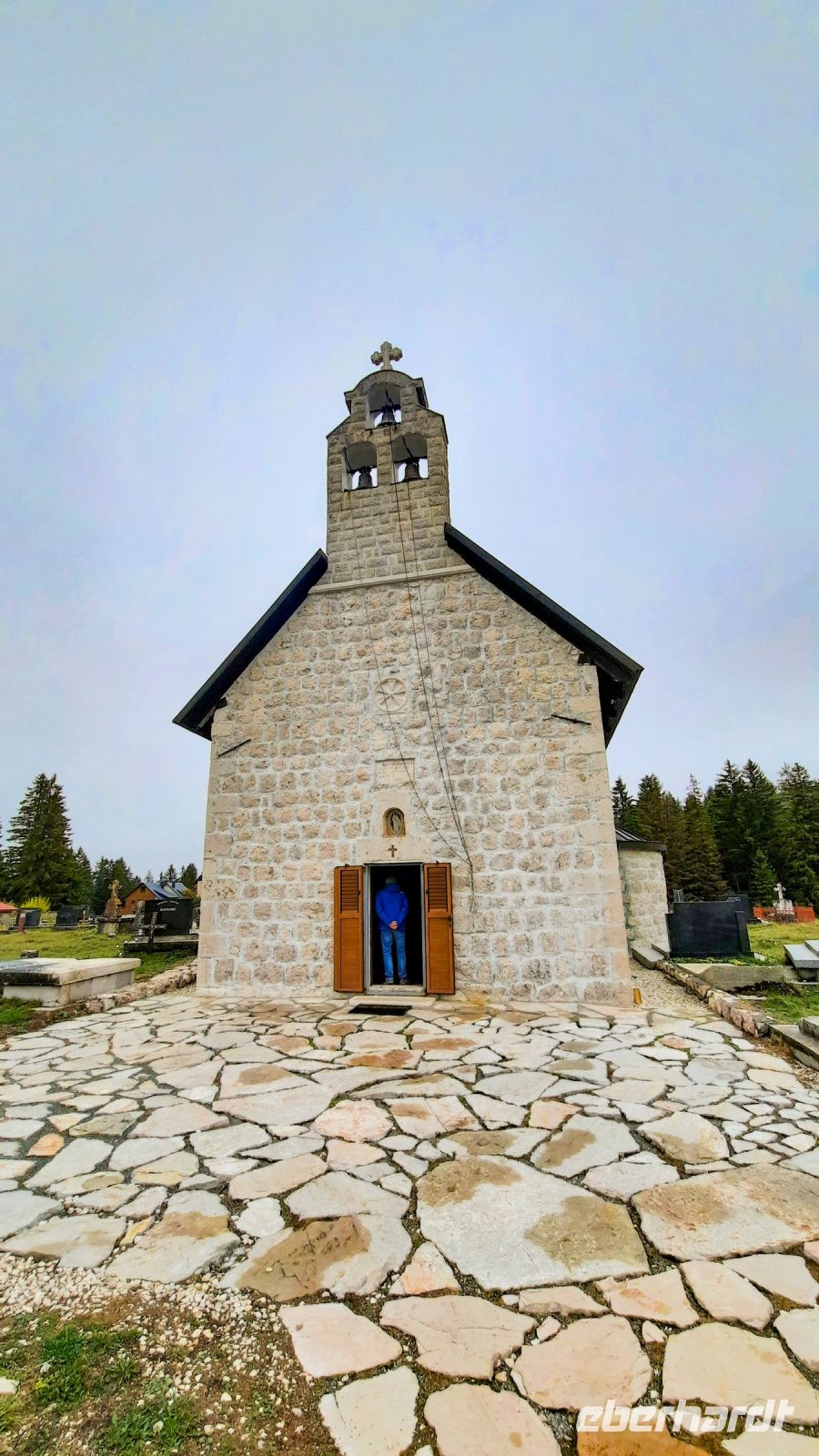 007 - Kirche, Friedhof von Zabljak, Montenegro