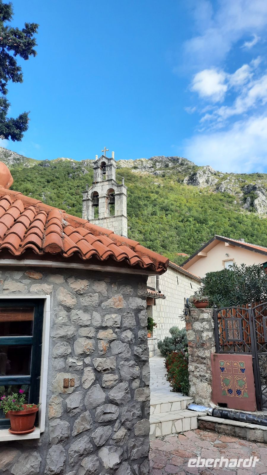 129 - Frauenkloster Rustovo, Adria-Küste, Montenegro