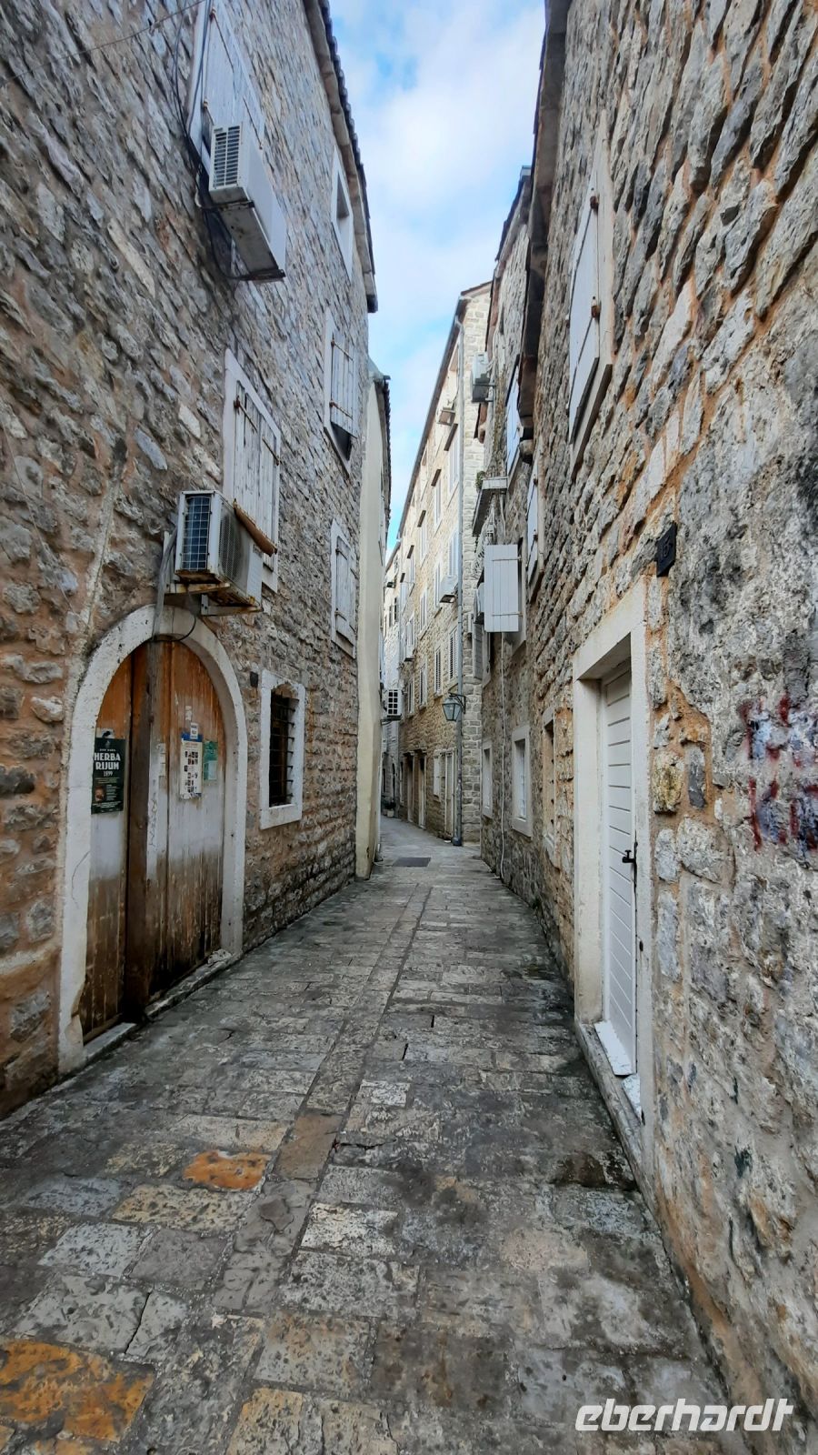 140 - Altstadt von Budva, Montenegro