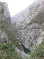 Fahrt durch den Moraca-Canyon von Podgorica nach Kolasin